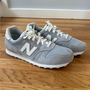New Balance 373s gray/white/blue